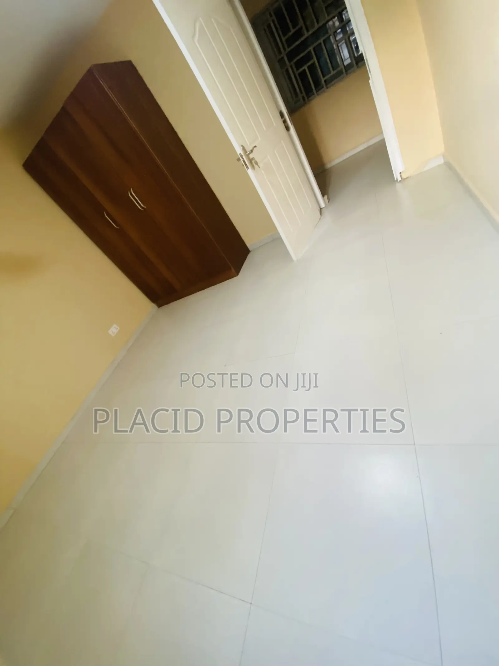 1bdrm Apartment in Ofankor Barrier for rent