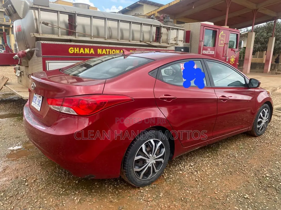 Hyundai Elantra GLS Sedan FWD (1.8L 4cyl 6A) 2013 Red