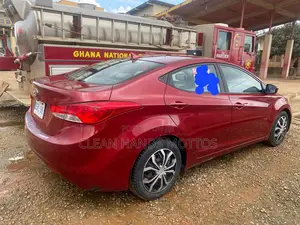 Hyundai Elantra GLS Sedan FWD (1.8L 4cyl 6A) 2013 Red
