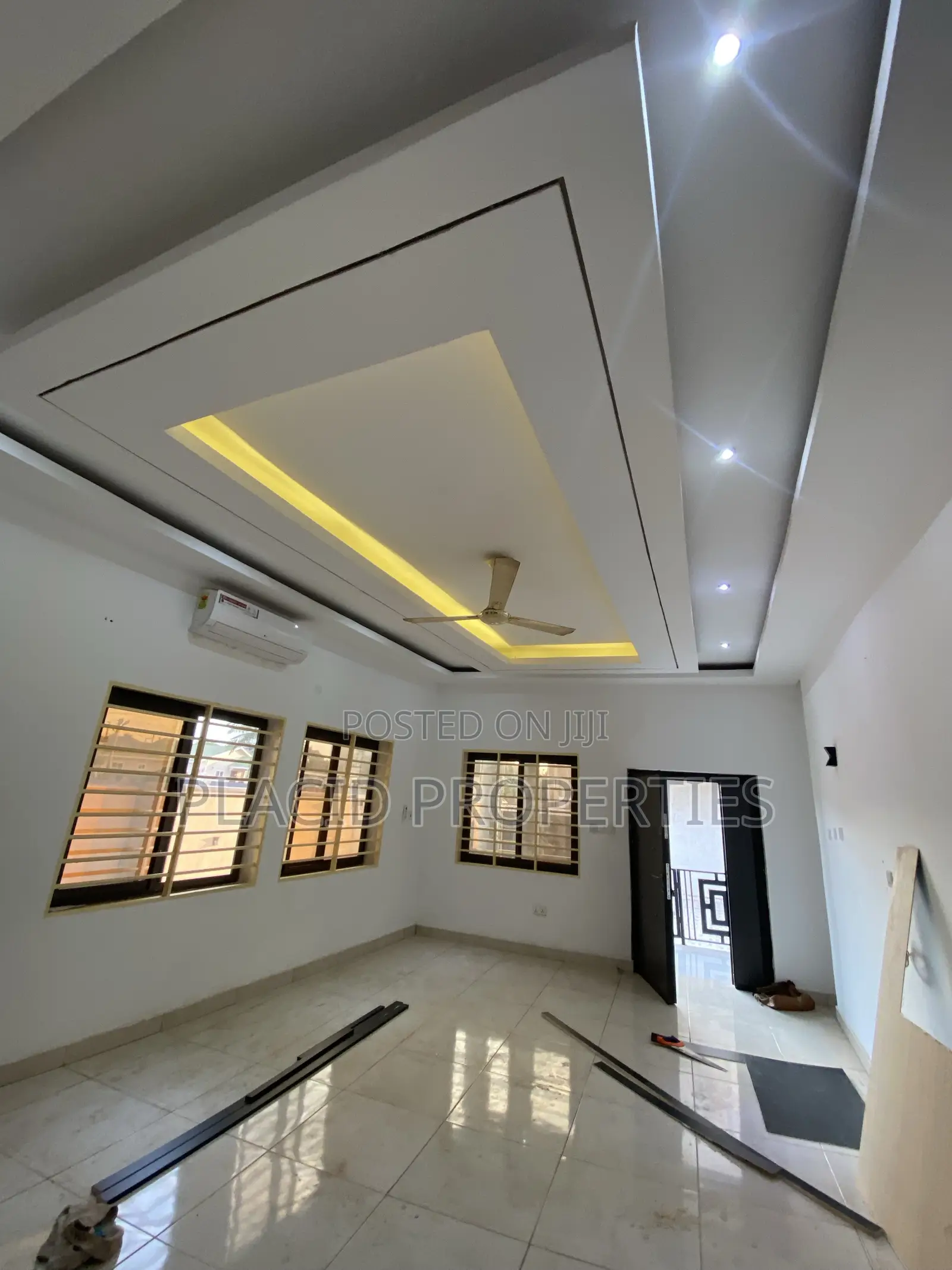 3bdrm Apartment in Agbogba for rent