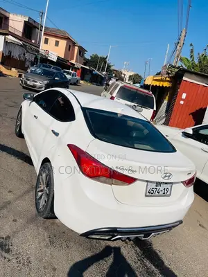 Hyundai Elantra GLS Sedan FWD (1.8L 4cyl 6A) 2013 White