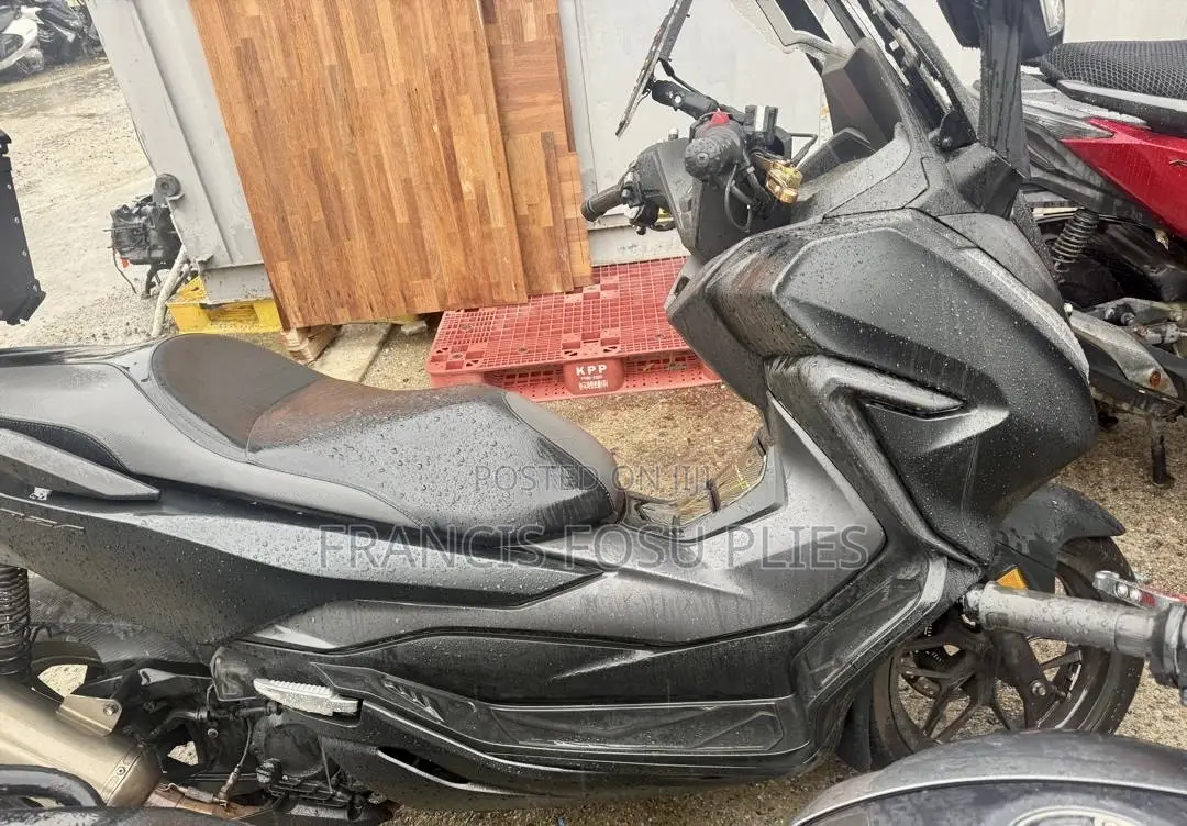 Honda Forza 2021 Black