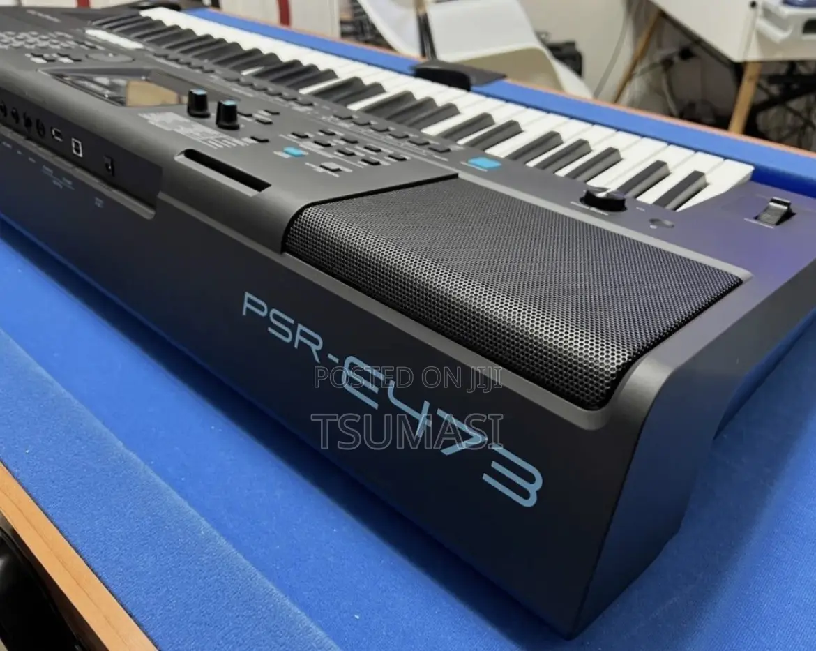 Yamaha PSR-E473 61-Key Portable Keyboard.