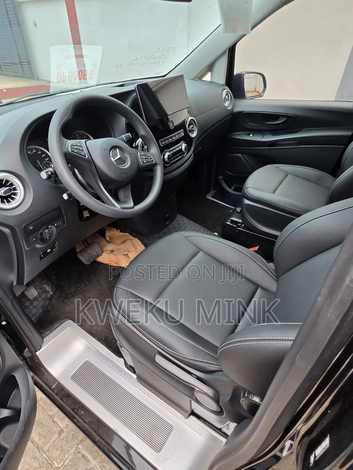 Mercedes-Benz V-Class 2023 Black