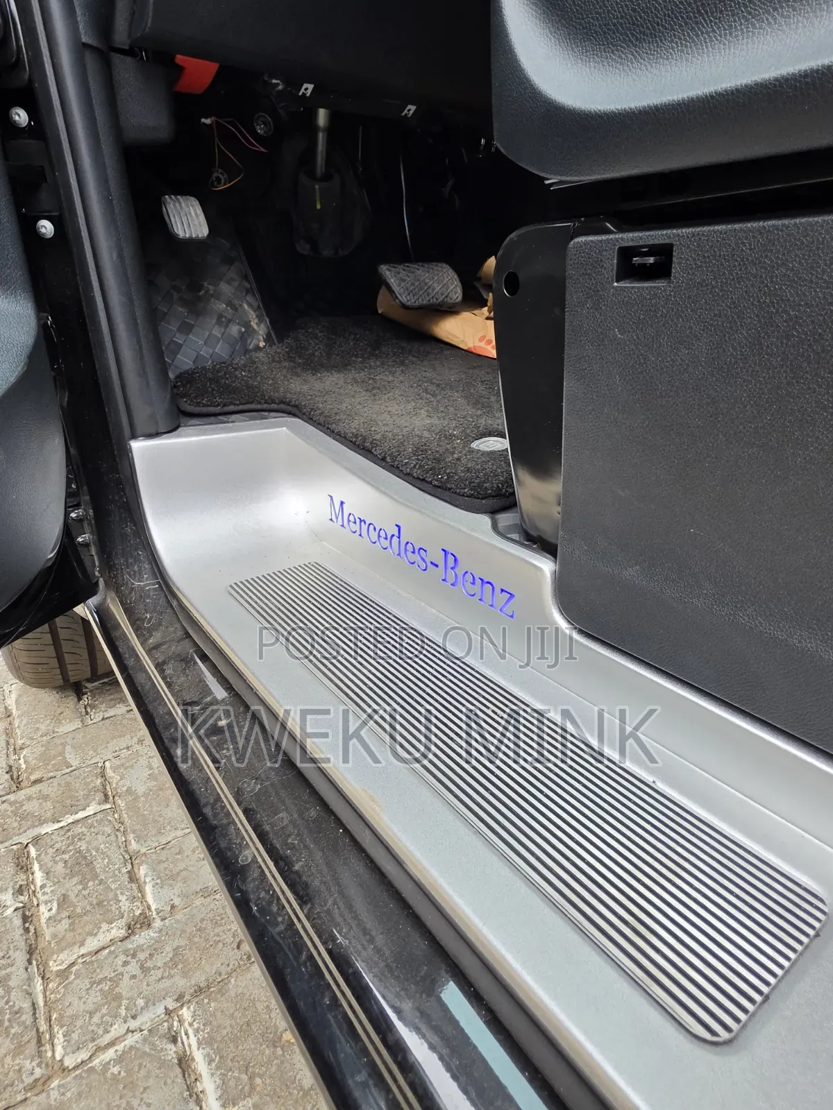 Mercedes-Benz V-Class 2023 Black