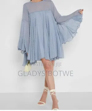 New Bohoo Smick Dress Uk. Size 16