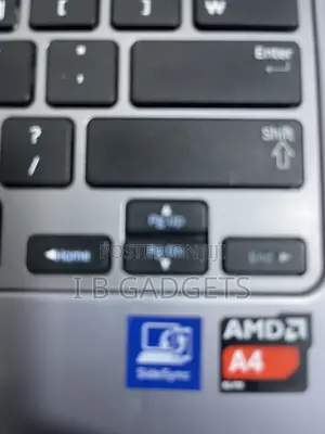Laptop Samsung NP535U3C 8GB AMD A4 HDD+SSD 320GB