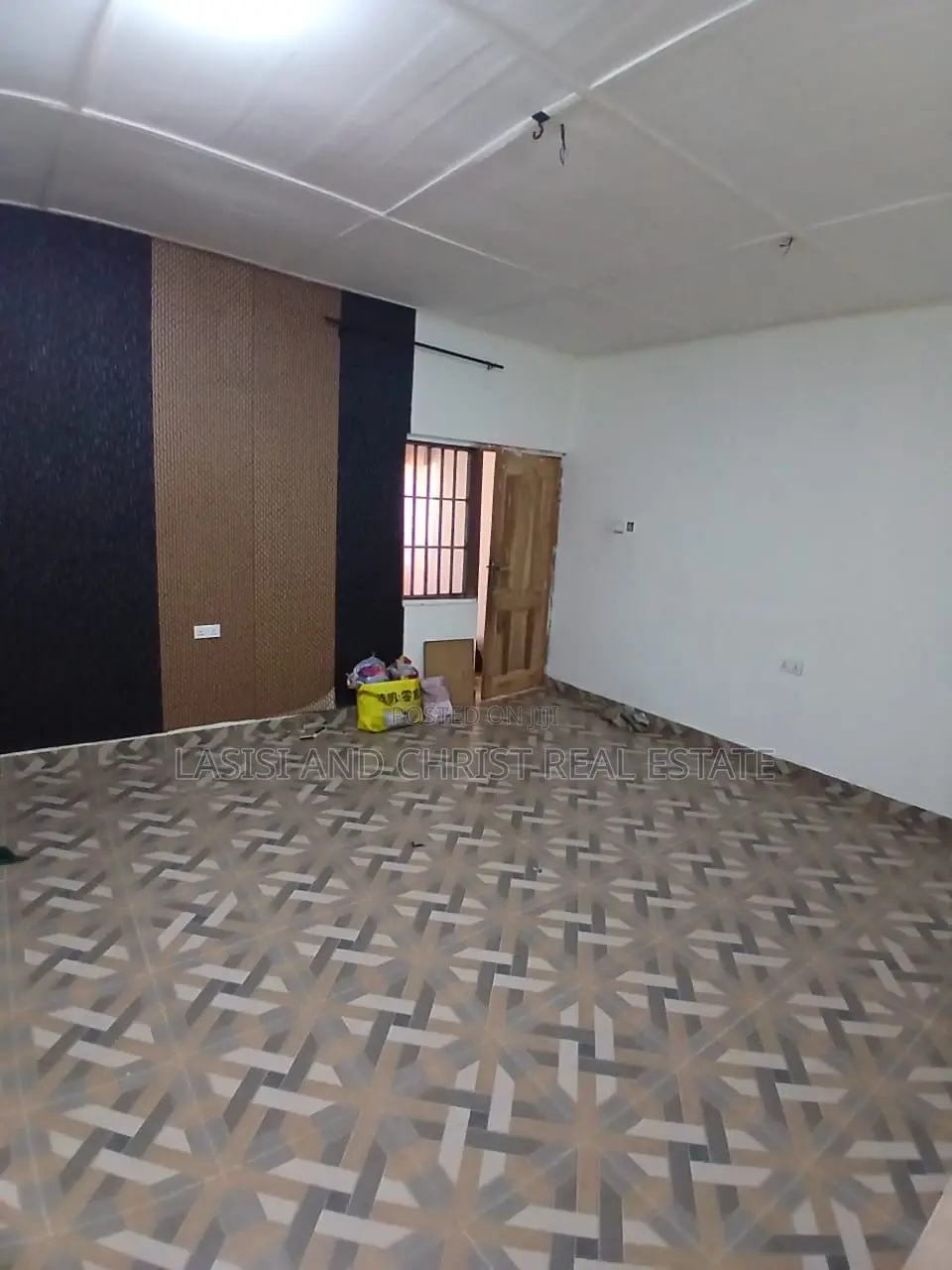 1bdrm Apartment in Lasisi And Christ, Amasaman for rent