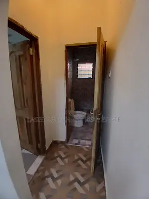 1bdrm Apartment in Lasisi And Christ, Amasaman for rent
