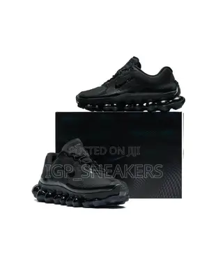 Nike Air Liquid Max Sneaker