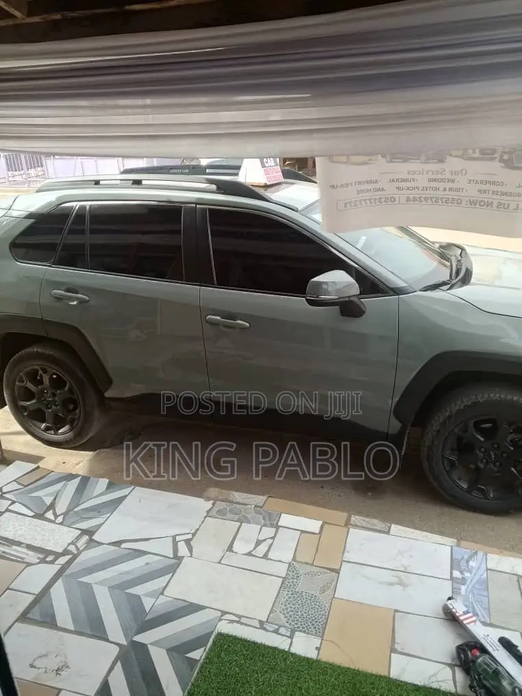 Toyota RAV 4 Going for Cool Deal