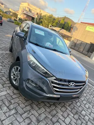 Hyundai Tucson 2016 Gray