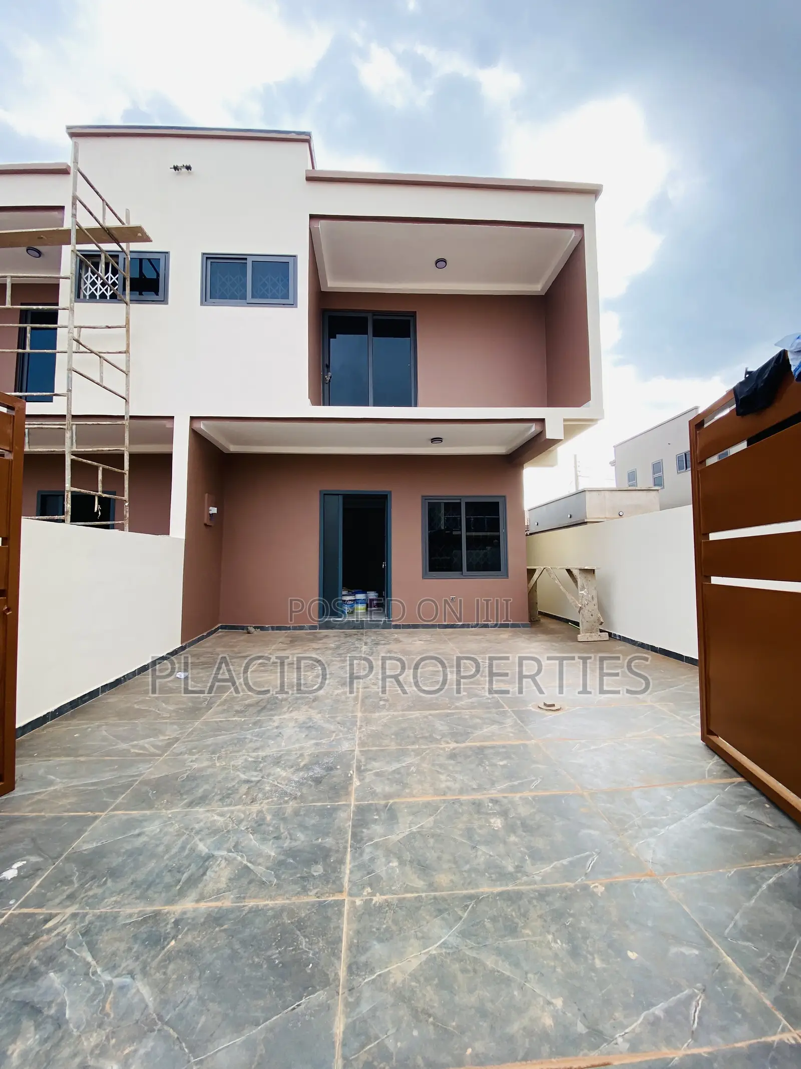 3bdrm House in Abokobi for sale