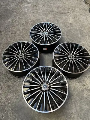 This Is Original Mercedes Benz Alloy Rims for C300 4in1 Set