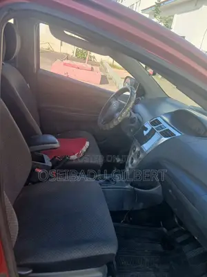 Toyota Yaris 2008 Red
