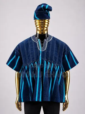 Batakari Smock With Embroidered Hat Detail for Sale at Tryahu