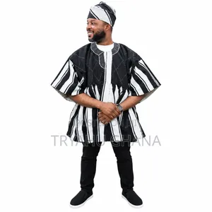 Traditional Smock Shop in Accra — TRYAHU