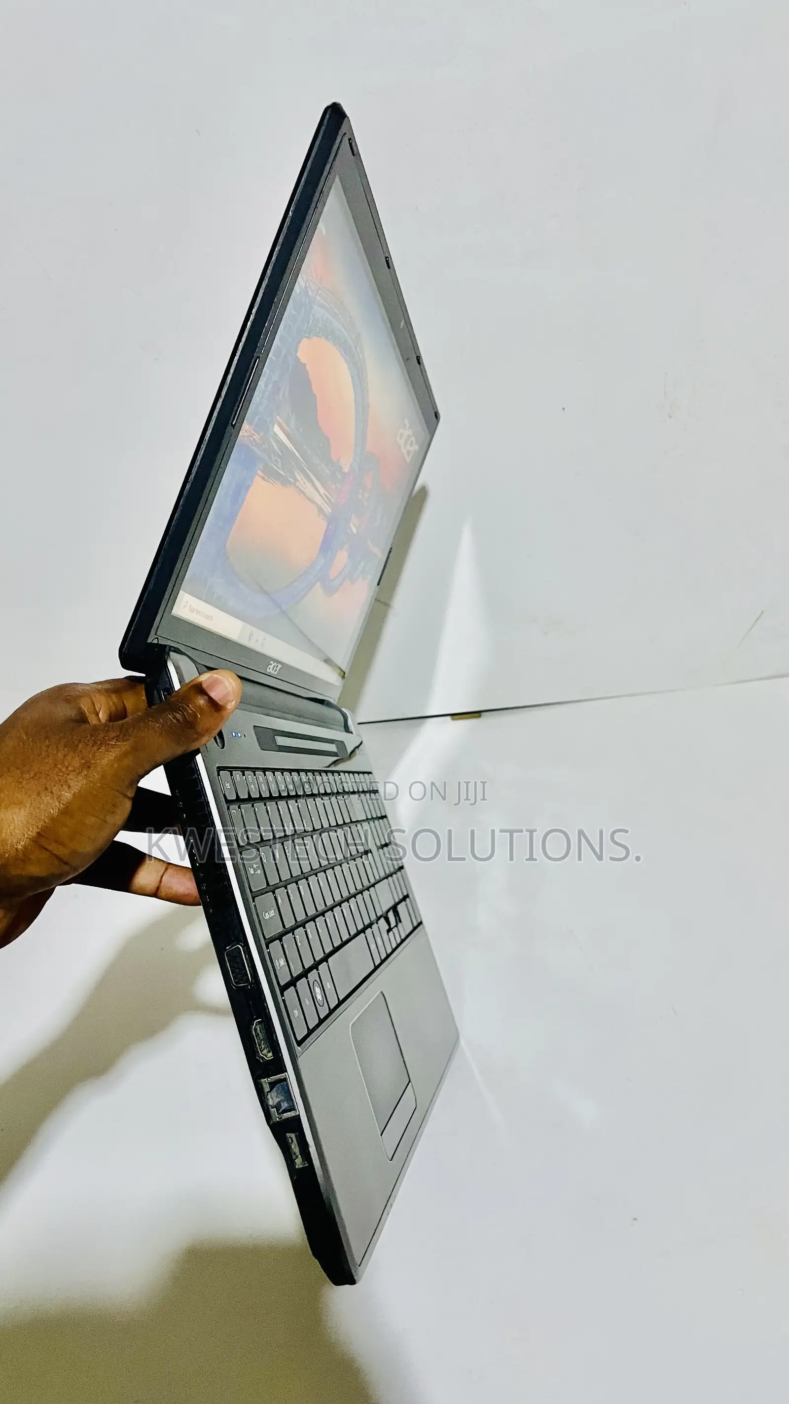 Laptop Acer Aspire 5745G 4GB Intel Core i5 HDD 250GB