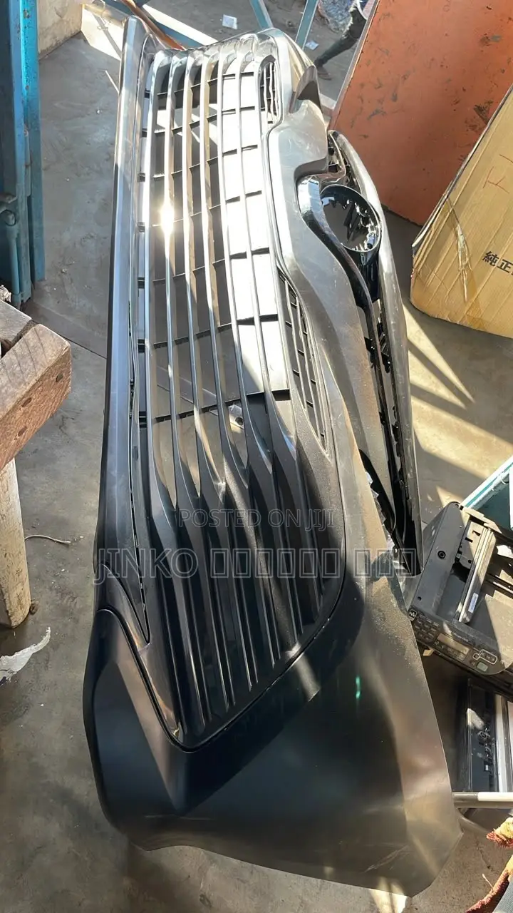 Toyota Camry 2018-2020 Front Bumper Complete Norma/Le