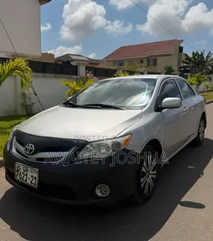 Toyota Corolla 2013 Silver