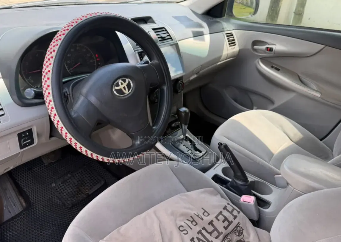 Toyota Corolla 2013 Silver