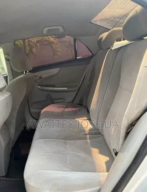 Toyota Corolla 2013 Silver