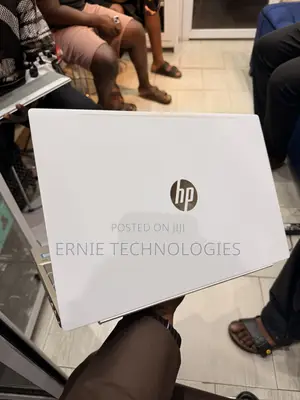 Laptop HP Pavilion 15 8GB Intel Core i5 HDD+SSD 1T