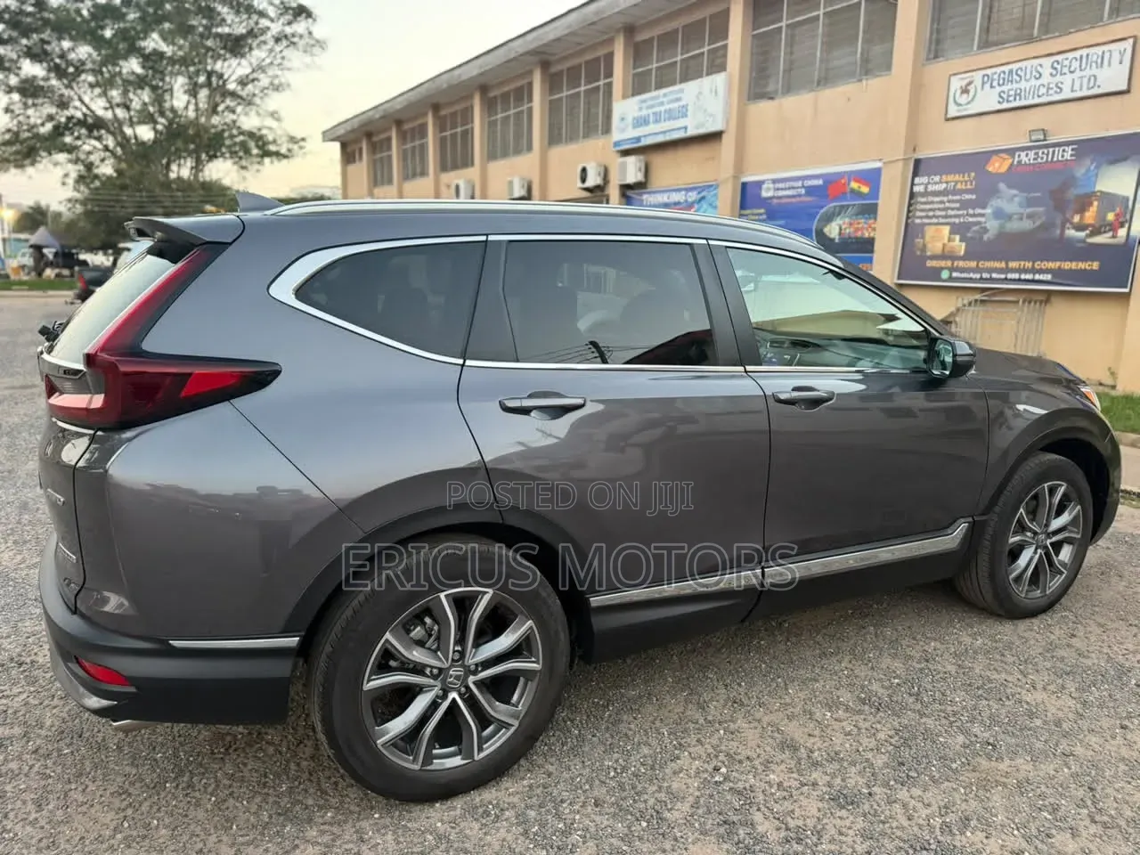 Honda CR-V Touring 2021 Gray