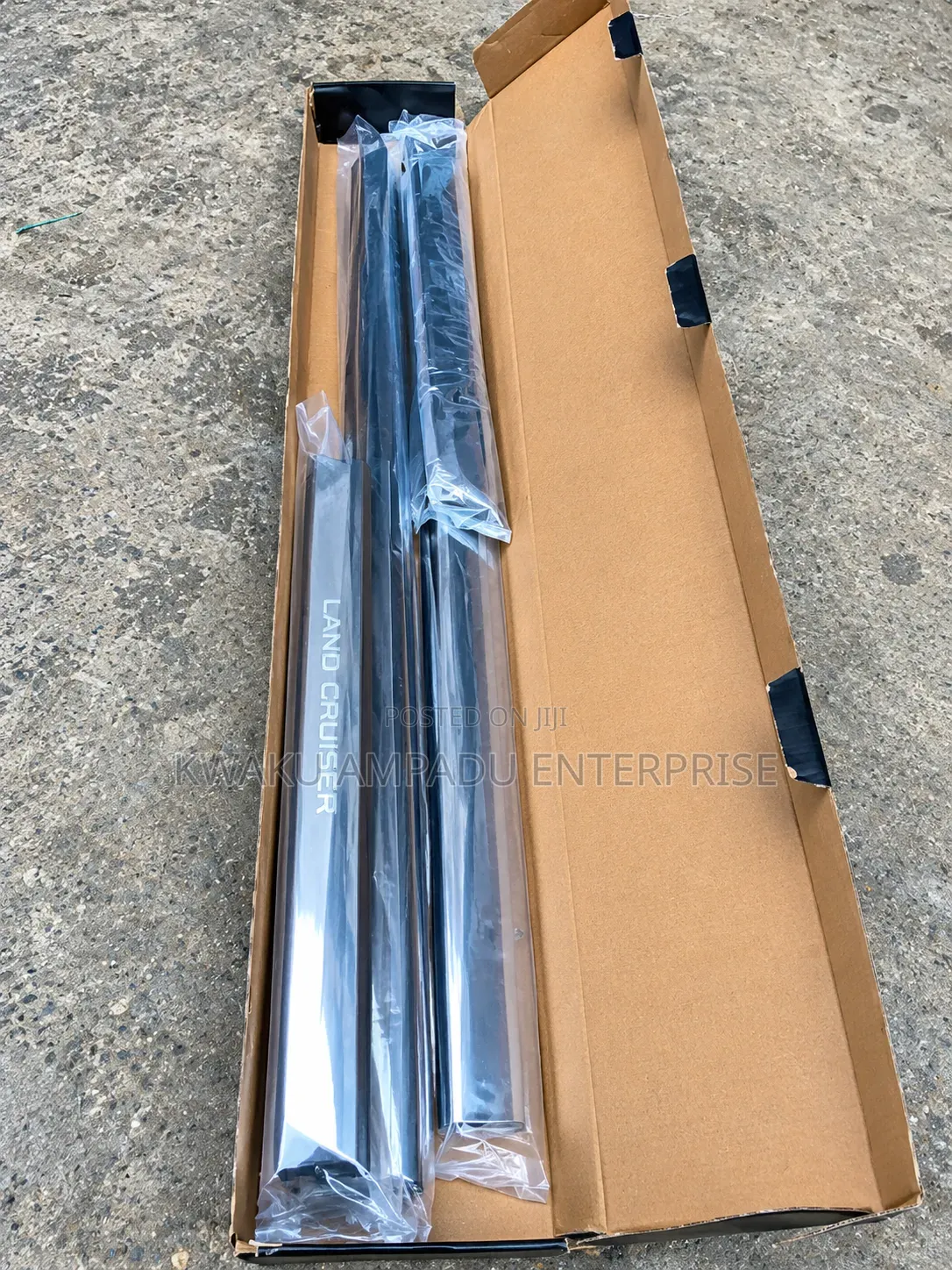 Toyota Land Cruiser LC200 2016–2020 Door Side Moulding – Chrome
