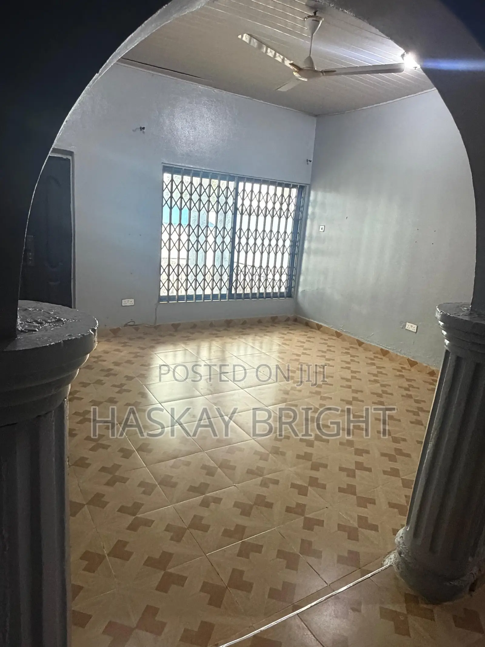 3bdrm House in Old Ashomang for sale