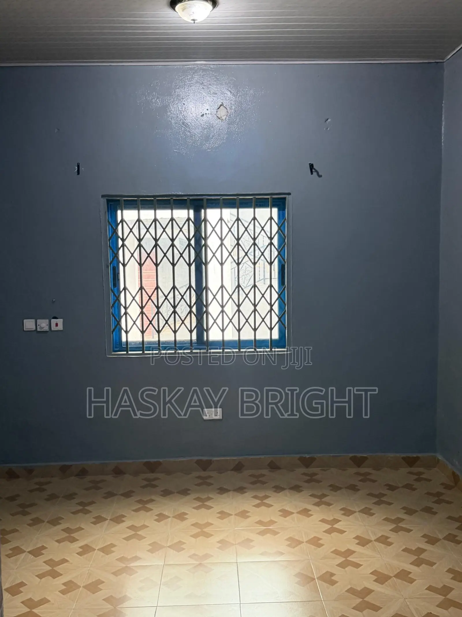 3bdrm House in Old Ashomang for sale