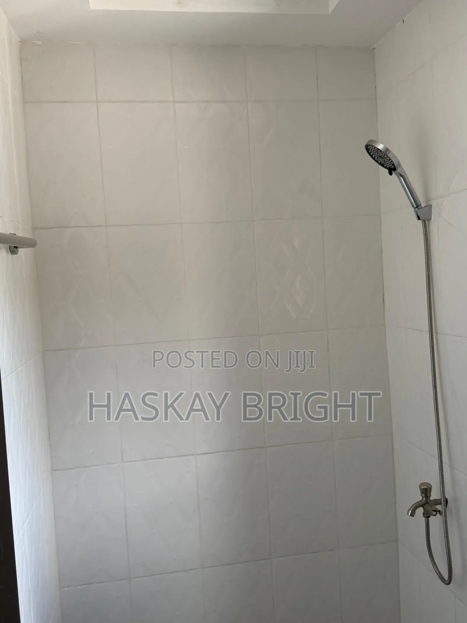 3bdrm House in Old Ashomang for sale