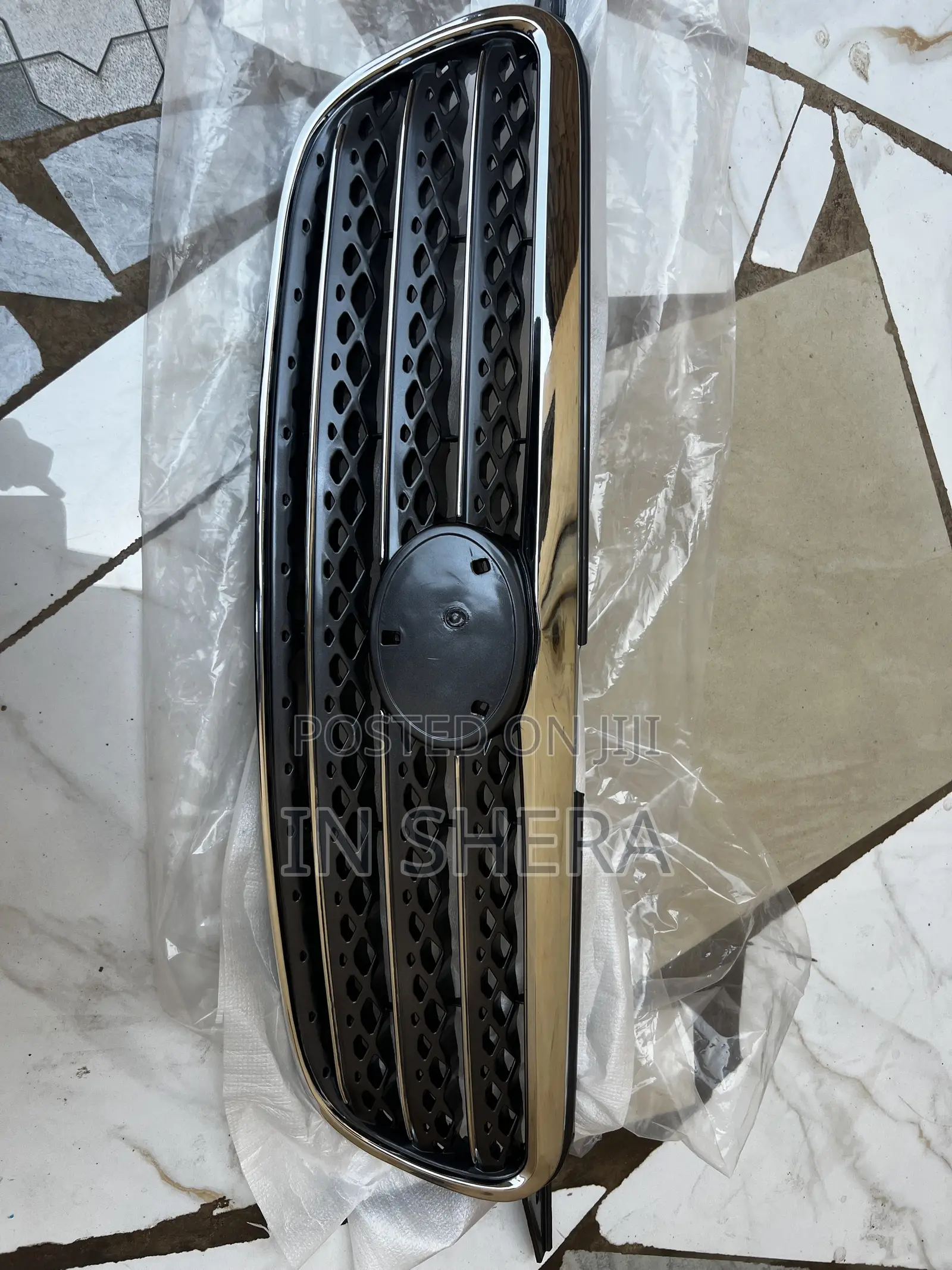 Toyota Corolla Front Bumper Grill 2005,2006,2007,2008