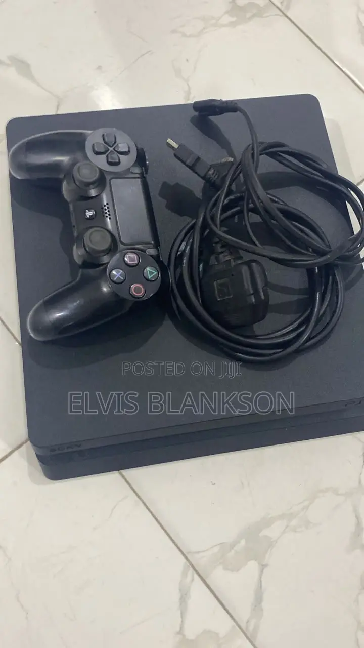 PlayStation 4 Slim