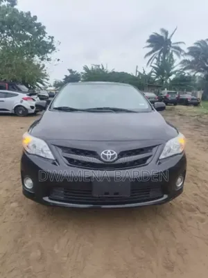 Toyota Corolla 2012 Black
