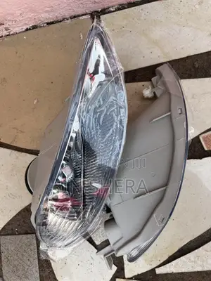 Toyota Corolla Front Bumper for Light 2005,2006,2007,2008