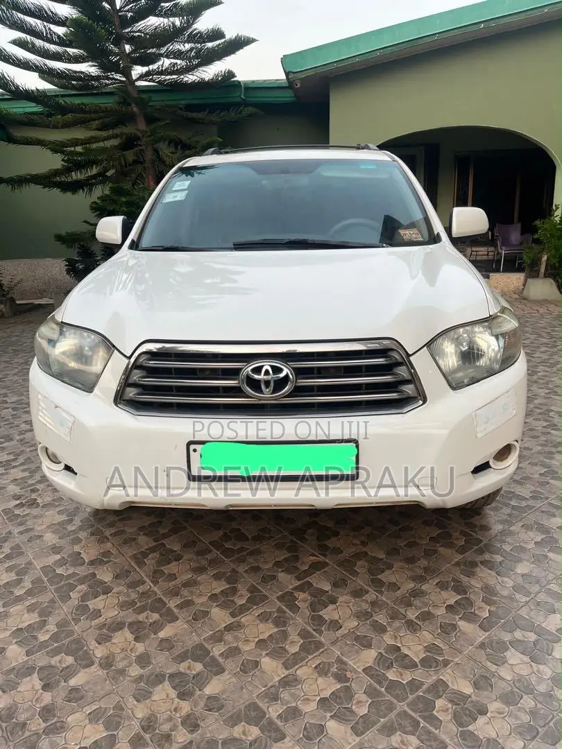 Toyota Highlander Sport 2010 White