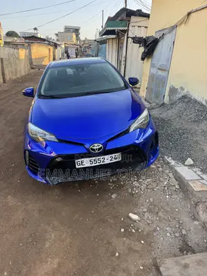 Toyota Corolla SE-blue- Sunroof Black Sport Rims for Rent in Madina