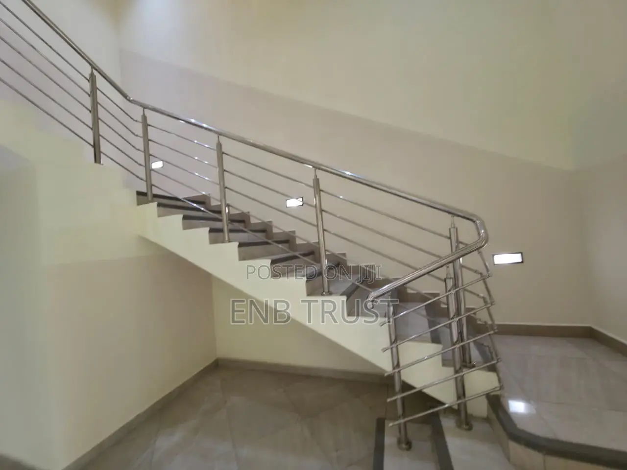 8bdrm Duplex in East Legon, A&C Mall Area for rent