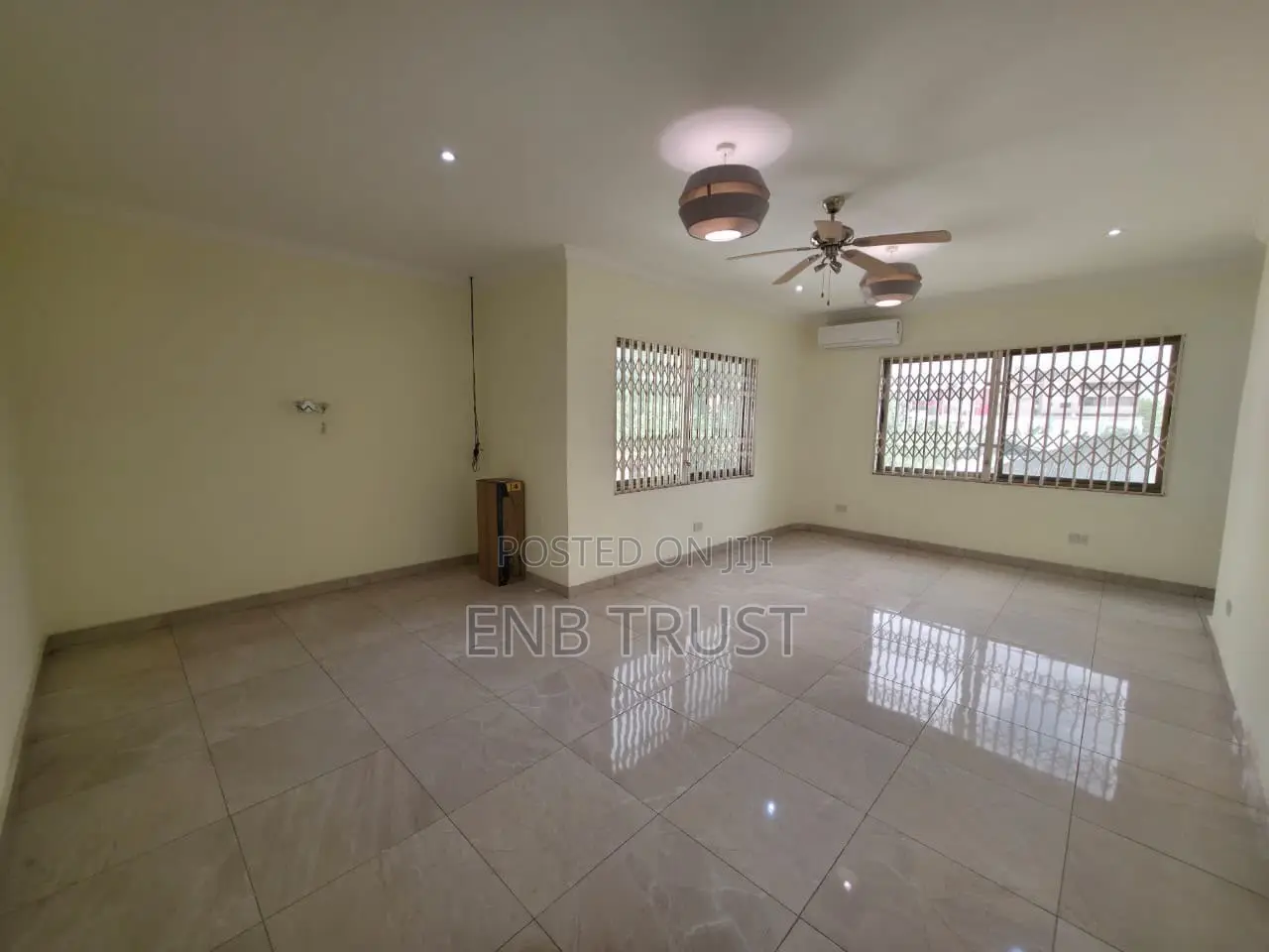 8bdrm Duplex in East Legon, A&C Mall Area for rent