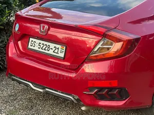 Honda Civic Type R Touring 4dr Hatchback (2.0L 4cyl) 2017 Red
