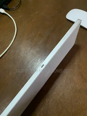 Apple Magic Keyboard 2