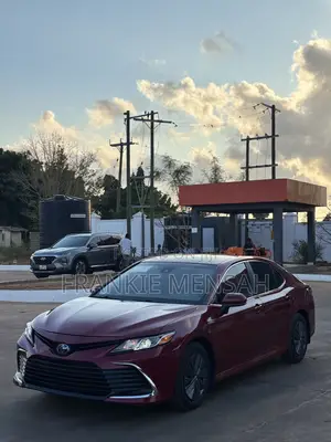 Toyota Camry LE 2022 Red