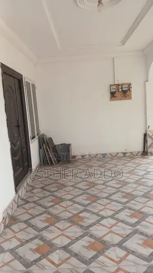 2bdrm Apartment in School Junction for rent