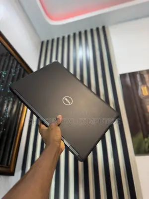 Laptop Dell Latitude E5570 8GB Intel Core i5 SSD 256GB