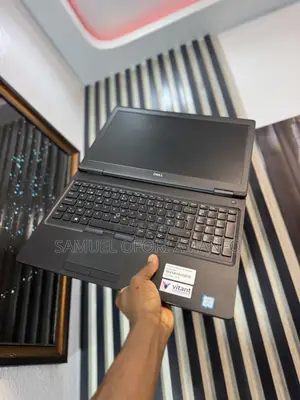 Laptop Dell Latitude E5570 8GB Intel Core i5 SSD 256GB