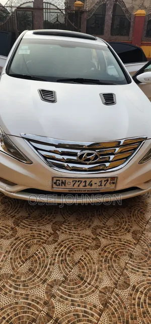 Hyundai Sonata GLS Sedan FWD (2.4L 4cyl 6A) 2013 White