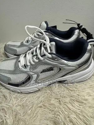 Avia Athletic Runner