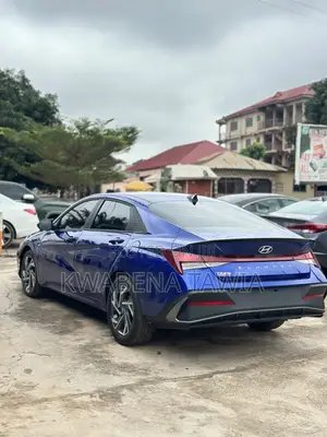 Hyundai Elantra SEL Sport IVT 2025 Blue