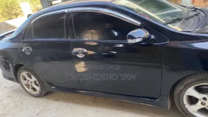 Toyota Corolla 2013 Black